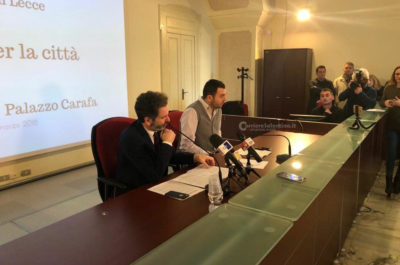 I consiglieri di Grande Lecce firmano il Patto per la Città, manca Russi. Finamore, Calò e Gigante si impegnano a tenere in piedi Salvemini fino al 2020 - Corriere Salentino