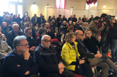 I consiglieri di Grande Lecce firmano il Patto per la Città, manca Russi. Finamore, Calò e Gigante si impegnano a tenere in piedi Salvemini fino al 2020 - Corriere Salentino