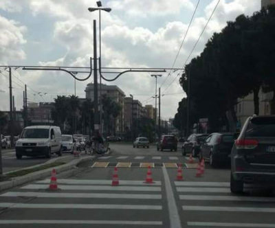 Gli attraversamenti pedonali rialzati diventano un caso politico: nuovo terreno di scontro - Corriere Salentino