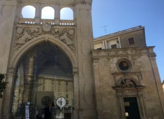 Alla scoperta del Salento: il Sedile di Lecce in piazza Sant’Oronzo