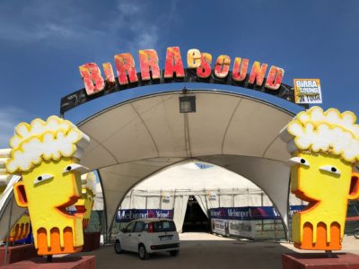 Inaugurato il Festival Europeo della Birra nell'area commerciale di Cavallino: musica, buona birra e spettacoli fino a notte - Corriere Salentino