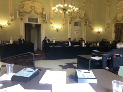 Nuovo scontro su viabilità in Consiglio. Multe, per l'annullamento in autotutela si attendono i pareri tecnici - Corriere Salentino