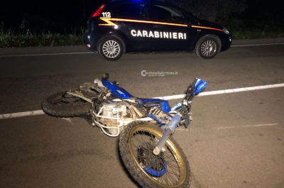 Tremendo schianto tra moto e bici, muoiono sul colpo entrambi i conducenti - Corriere Salentino
