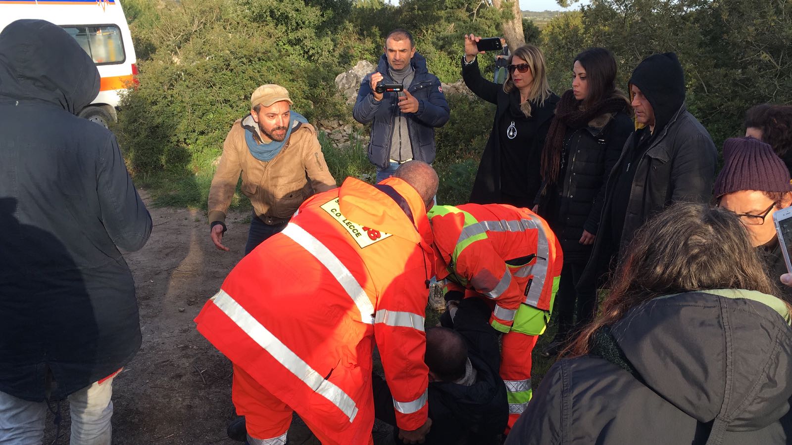 Ancora tensioni al cantiere del Tap. Feriti due agenti, arrestato un attivista Ancora tensioni al cantiere del Tap. Feriti due agenti, arrestato un attivista