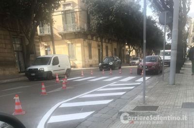 Lecce, città senza parcheggi, dove i posti auto diminuiscono e le multe fioccano - Corriere Salentino