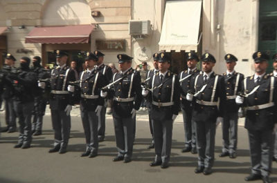 Encomi, promozioni e lodi: ecco l'elenco degli agenti premiati per il loro impegno - Corriere Salentino