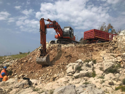 Santa Caterina, iniziati i lavori alla rotonda di lungomare Cantù - Corriere Salentino