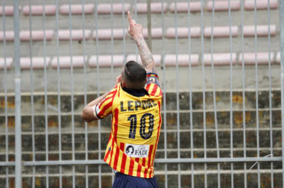 Lecce, missione compiuta. Vittoria fondamentale contro il Fondi - Corriere Salentino