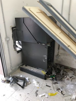 Assalto al bancomat, interviene il sindaco Miccoli: “Sfregio a un servizio per i cittadini” - Corriere Salentino