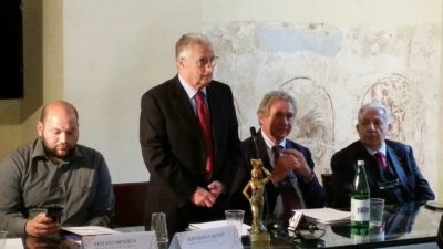 Il Premio Barocco il 25 maggio al Castello di Gallipoli. Cartenì: “Ci voleva Bari, grazie agli amici continuiamo”. Ecco gli ospiti - Corriere Salentino