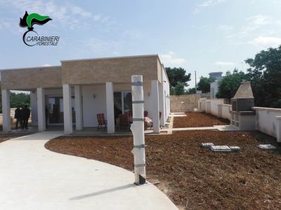 Abusivismo edilizio in area protetta: locale sequestrato, due denunce - Corriere Salentino