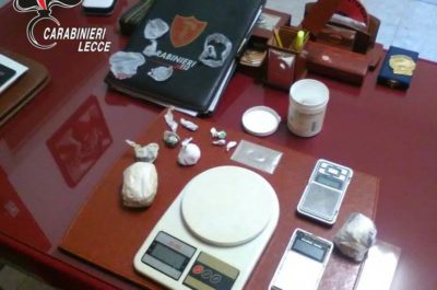 Cocaina ed eroina, ma anche assegni e bancomat "sospetti": in carcere un 64enne - Corriere Salentino