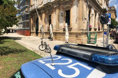 Attentato in pieno giorno ai danni del Molly Malone, rintracciato ed arrestato l'autore - Corriere Salentino