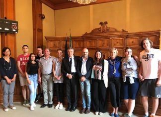 Erasmus e Istituto Deledda: Il presidente Gabellone incontra una delegazione di docenti e studenti