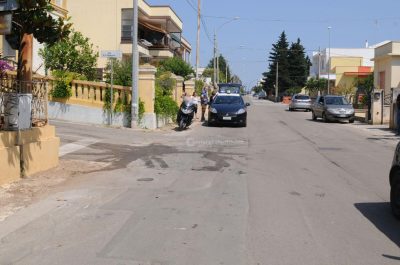 La pattuglia non rispetta lo "Stop" e travolge scooterista: ferito agente, giovane positivo ai cannabinoidi - Corriere Salentino