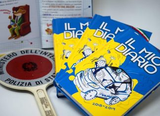 “Il mio diario”, la Polizia di Stato distribuisce le nuove agende scolastiche agli studenti del “Battisti” di Lecce