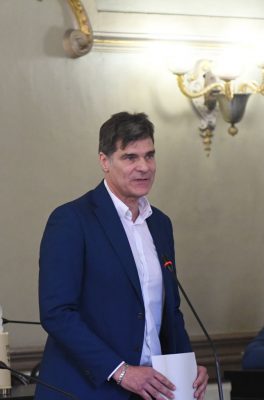 Forza Italia sale ufficialmente a 4 consiglieri, ma gli uomini di Marti sono 5. Consiglio, passa il rendiconto - Corriere Salentino