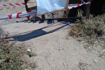 La scala d'accesso alla grotta è abusiva, scatta il sequestro a Roca Vecchia - Corriere Salentino