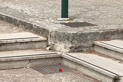 Estintori svuotati, sedie gettate e colla nella serratura: vandali in tre scuole alla vigilia della maturità - Corriere Salentino