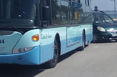 San Cataldo di Lecce. Il bus del trasporto urbano si rompe e i passeggeri rimangono appiedati - Corriere Salentino