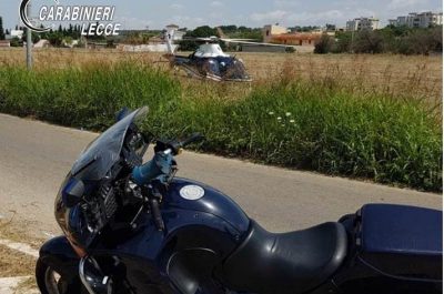 In auto con asce, coltelli o documenti falsi e rubati: raffica di denunce nel basso Salento. Nei guai giovane estorsore - Corriere Salentino