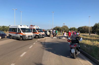 Spettacolare incidente sulla strada per il mare, illesi i conducenti - Corriere Salentino