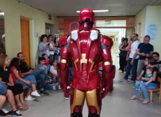 Iron Man va in “soccorso” dei bambini dell’Oncologico del “Vito Fazzi”