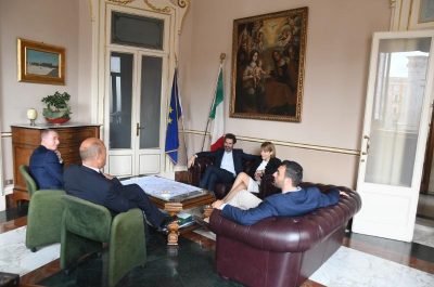L'ambasciatrice britannica Jill Morris in visita a Palazzo Carafa - Corriere Salentino