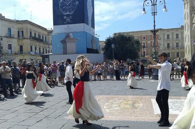 Notte della Taranta 2018, la popstar LP conquistata dalla pizzica - Corriere Salentino