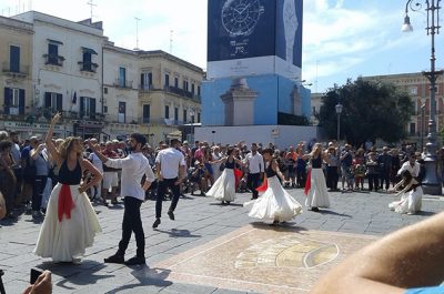 Notte della Taranta 2018, la popstar LP conquistata dalla pizzica - Corriere Salentino