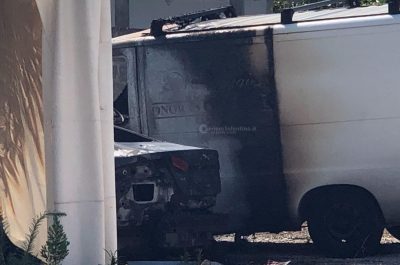Fiamme in città, bruciano i mezzi dell'agenzia funebre: si sospetta l'atto doloso - Corriere Salentino