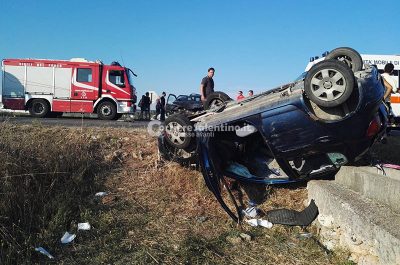 Con la moto contro un furgone, grave centauro. Schianto sulla 274, vettura si ribalta: diversi feriti, alcuni scappano - Corriere Salentino