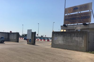 Oncologia pediatrica Fazzi, Emiliano volta le spalle alle famiglie dei bambini ammalati - Corriere Salentino