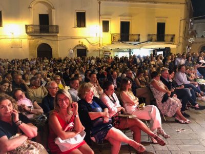 Travaglio: “In mare si moriva molto di più prima: le magliette rosse si sbagliano” - Corriere Salentino