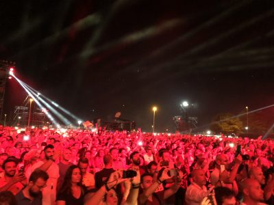 La magia della Notte della Taranta si ripete: la super ospite LP e gli altri danno vita a una straordinaria festa delle contaminazioni - Corriere Salentino