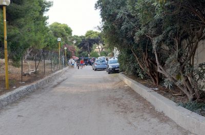 Blitz congiunto nella pineta di Torre dell'Orso, sgombrata l'area: verifiche su una decina di stranieri - Corriere Salentino