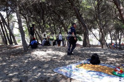 "Violentata nella pineta", racconto shock di una 14enne in vacanza: al vaglio la posizione di uno straniero - Corriere Salentino