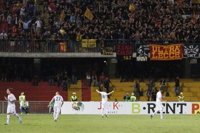 Illusione a Benevento, il Lecce sfiora l'impresa, pareggio per 3-3 - Corriere Salentino