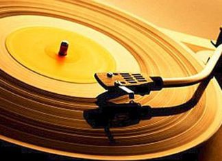 Torre Suda Bar versione vinile con le selezioni di Kaikko, Giannelli e Maurice G