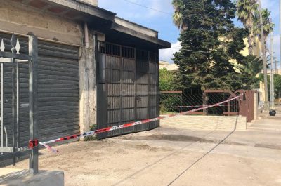 Rogo nel box, le fiamme distruggono un autospurgo: si sospetta l'atto doloso - Corriere Salentino