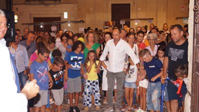 “Mostra Mercato al chiaro di luna”, un successo per l’artigianato e il commercio di Scorrano. Il laboratorio delle emozioni conquista i più piccoli - Corriere Salentino