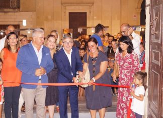 “Mostra Mercato al chiaro di luna”, un successo per l’artigianato e il commercio di Scorrano. Il laboratorio delle emozioni conquista i più piccoli