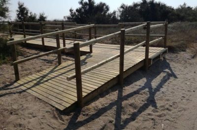 San Cataldo: realizzate le passerelle di accesso alla spiaggia in Lungomare Marinai d'Italia - Corriere Salentino