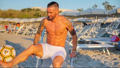 “Mare, mare, mare”, un esilarante cortometraggio con una canzone inedita di Petrachi. Il dottor Palaia recita col Party zoo Salento - Corriere Salentino