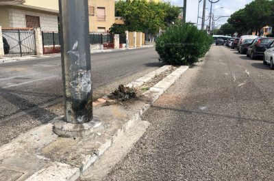 Schianto sul viale contro il palo del filobus, quattro feriti: tre finiscono in ospedale con "codice rosso" - Corriere Salentino