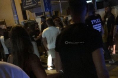 Incontra minori conosciute sul web, poi estrae un coltello e si barrica nel bar per sfuggire alla folla inferocita - Corriere Salentino