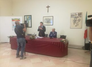 Rifiuti e miasmi, dopo le proteste Grandaliano ha incontrato i sindaci