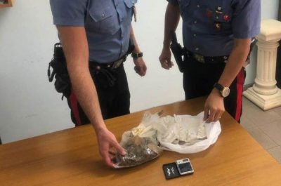 In casa un etto e mezzo di "erba", bilancino e sostanza da taglio: 38enne ai domiciliari - Corriere Salentino