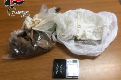 In casa un etto e mezzo di "erba", bilancino e sostanza da taglio: 38enne ai domiciliari - Corriere Salentino