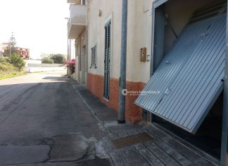 Accoltellò la fidanzata in un raptus di gelosia, il giudice: “Voleva uccidere la ragazza”